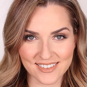 Ashley Waxman Bakshi