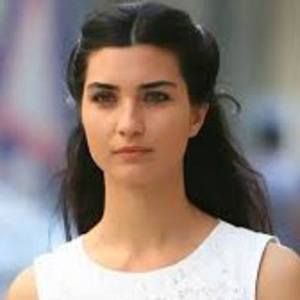 Tuba Buyukustun