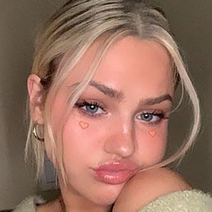 Emilee Flood