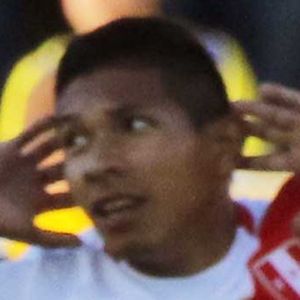 Edison Flores