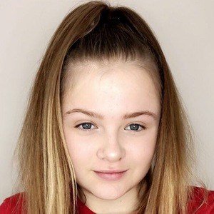 Izzy Ashton