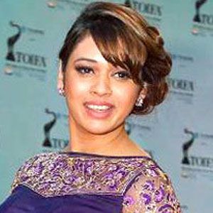 Shalmali Kholgade