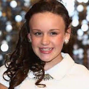 Ellie Leach