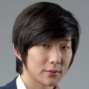 Pyong Lee