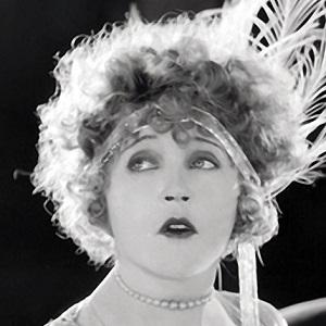 Mae Murray