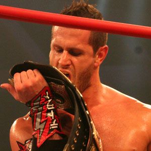 Alex Shelley